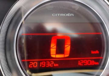 Citroen C4 II Hatchback 5d 1.4 16v VTi 95KM 2011 Citroen C4 112011r. 1.4 Benzyna. Lekko uszkodzony tyl. Jezdzi. 1.4 95KM, zdjęcie 13