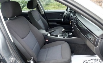 BMW Seria 3 E90-91-92-93 Touring E91 2.0 316d 115KM 2010 BMW Seria 3 316d 116KM LIFT Potwierdzony przebieg Zero korozji Klimatronik, zdjęcie 12