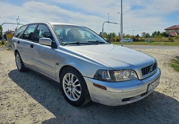 Volvo V40 I 1.9 TD 115KM 2003 Volvo V40 Volvo V40 1.9D 1.9 Diesel 115KM, zdjęcie 1