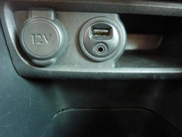 Peugeot 2008 I SUV 1.6 e-HDi 92KM 2015 Peugeot 2008 1.6 HDI 92, zdjęcie 30