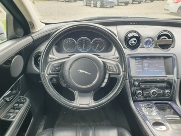 Jaguar XJ VII X351 Sedan SWB 3.0L V6D 600 275KM 2011 Jaguar XJ 3.0d 275KM Full Opcja 2011r Raty Zamiana, zdjęcie 28