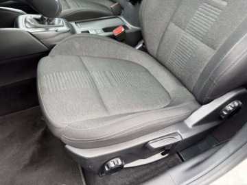 Ford Focus IV Hatchback 1.0 EcoBoost 125KM 2019 Ford Focus reflektory LED podgrzewane fotele kierownica kamera, zdjęcie 12