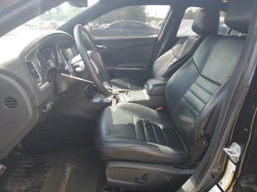 Dodge Charger V 2014 Dodge Charger 2014 Dodge Charger 4dr Sdn RT Plus RWD 5.7 Benzyna 370KM, zdjęcie 6