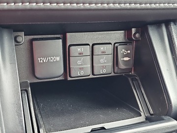 Toyota Auris II Touring Sports Facelifting 1.6 Valvematic 132KM 2017 Toyota Auris 1.6 Dynamic II (2012-), zdjęcie 14