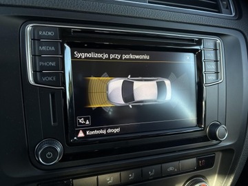 Volkswagen Jetta VI Sedan Facelifting 1.4 TSI 125KM 2016 Volkswagen Jetta 1.4TSI 125KM Comfortline (Salon P, zdjęcie 19