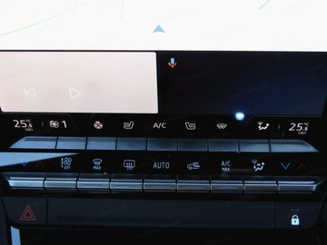 Renault Austral 2023 Renault Austral Iconic aut 1.3 TCe mHEV 160KM / Dach panoramiczny, zdjęcie 6