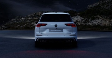 Volkswagen Golf VIII R Facelifting 2.0 TSI 333KM 2026 Volkswagen Golf Black Style, kamery 360, Easy Open - od reki 2.0 Benzyna, zdjęcie 16