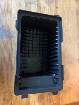 HORNÍ KRYT POUZDRO FILTRU VZDUCHU HYUNDAI I20 ( 2015-2019R)