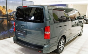 Toyota 2024 Toyota Proace Verso Verso 2.0 D4-D Long Business 2.0 Diesel 144KM, zdjęcie 2