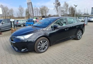 Toyota Avensis III Sedan Facelifting 2015 2.0 D-4D 143KM 2017 Toyota Avensis Toyota Avensis 2.0 Diesel 143KM, zdjęcie 2