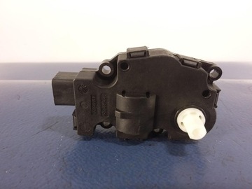 PORSCHE PANAMERA MOTOREK RADIÁTORU K9749006