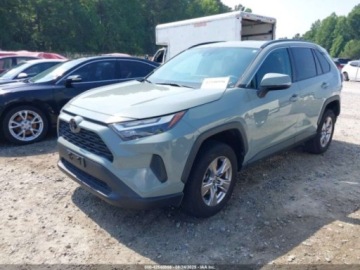 Toyota RAV4 V 2022 Toyota RAV4 XLE 2022 2.5l 2.5 Benzyna 203KM, zdjęcie 1