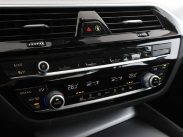 BMW Seria 5 G30-G31 2019 BMW 530 FV23 530e PHEV Automat Nawigacja Tempomat, zdjęcie 27