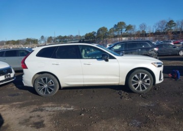 Volvo XC60 II 2024 Volvo XC 60 2024r., B5 Ultimate Dark Theme, 2L, od ubezpieczalni 2.0 250KM, zdjęcie 6