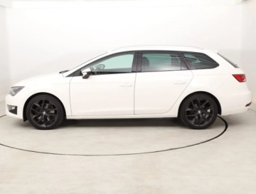 Seat Leon III ST 2.0 TDI CR 184KM 2015 Seat Leon 2.0 TDI, 181 KM, DSG, Skóra, Navi, zdjęcie 2