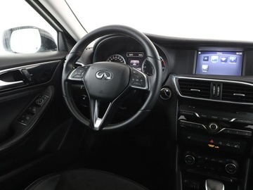 Infiniti Q30 1.5D 109KM 2018 Infiniti Q30 automat LED skóra navi klima auto, zdjęcie 15