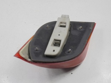FORD FIESTA MK3 SVĚTLO ZADNÍ LEVÝ 3D ORIGINÁLNÍ + VLOŽKA ŽÁROVKY