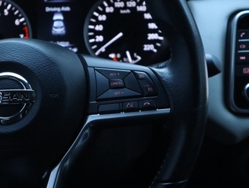 Nissan Micra V 0.9 IG-T 90KM 2017 Nissan Micra 0.9 IG-T, Salon Polska, Serwis ASO, zdjęcie 19