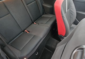 Renault Clio III Hatchback 5d 1.2 i 16V 65KM 2007 Renault Clio Renault Clio III Renault Clio 1.2 2007 KlimaSzyberdach Roleta, zdjęcie 4