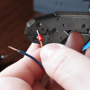 ПРЕСС-ПРЕСС-МАШИНА ДЛЯ РАЗЪЕМОВ НЕИЗОЛИРОВАННЫХ КАБЕЛЕЙ