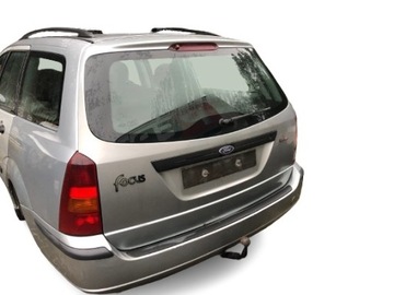 FOCUS MK1 FACELIFT SVĚTLO ZADNÍ LEVÝ W BLATNÍK KOMBI 5D