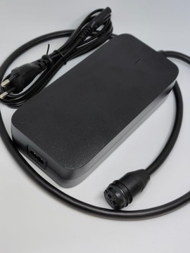 Магнитное зарядное устройство BikePower 54,6 В/48 В 3 А AMPLER