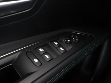 Peugeot 3008 II Crossover Facelifting  1.2 PureTech 130KM 2023 Peugeot 3008 Allure Pack Full LED PDC automat, zdjęcie 38