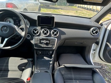 MERCEDES A TŘÍDA W176 KONZOLA DESKA ROZDĚLOVAČE AIR NÁDRŽ ORIGINÁLNÍ