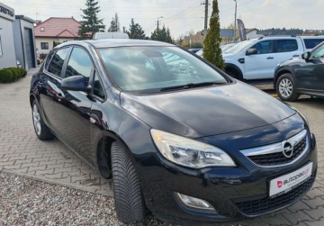 Opel Astra J Hatchback 5d 1.4 Turbo ECOTEC 140KM 2011 Opel Astra sprowadzone zarejestrowane 1.4 Benzyna 140KM, zdjęcie 8