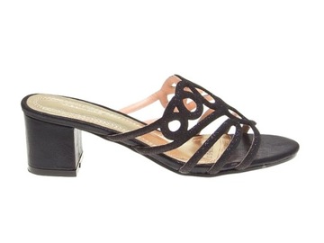 Eleganckie klapki na słupku VS-5526-SF Black r.40