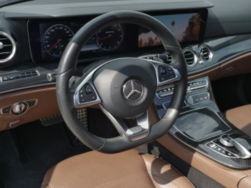 Mercedes Klasa E W213 Limuzyna AMG 3.0 AMG 43 401KM 2017 Mercedes E43 AMG 401 4m Burmaster Pamięć AirMatic Panorama Designo 20" Blis, zdjęcie 13