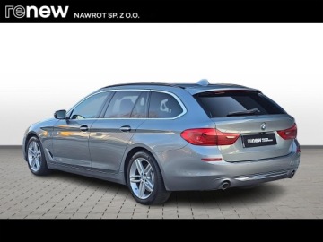 BMW Seria 5 G30-G31 Touring 530d 265KM 2017 530d xDrive Luxury Line aut, zdjęcie 2