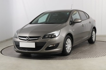 Opel Astra J Sedan 1.6 Twinport ECOTEC 115KM 2016 Opel Astra 1.6 16V, Salon Polska, 1. Właściciel, zdjęcie 1