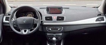 Renault Megane III Hatchback 2.0 16v TCe 180KM 2009 Renault Megane Renault Megane 2.0 16V TCE Privilege 2.0 Benzyna 180KM, zdjęcie 11