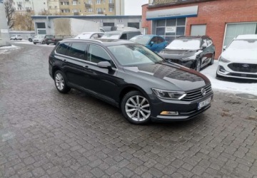Volkswagen Passat B8 Variant 2.0 TDI BlueMotion SCR 150KM 2018 Volkswagen Passat Volkswagen Passat 2.0 TDI SCR DSG Trendline 2.0 Diesel