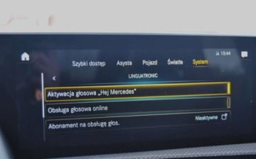 Mercedes Klasa A W177/V177 Hatchback 1.3 200 163KM 2020 Mercedes-Benz Klasa A GWARANCJA, 2020r, Pakiet AMG, Benzyna 163KM, Automat, zdjęcie 16