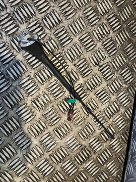 ANTÉNA STŘEŠNÍ BIČ AUTORÁDIO 8X0035501 AUDI A1 8X