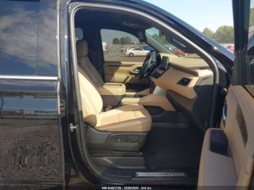 Chevrolet Suburban GMT900 2023 Chevrolet Suburban Premier 2023 5.3l 5.3 Benzyna 355KM, zdjęcie 10