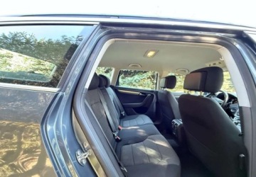 Volkswagen Passat B7 Variant 2.0 TDI CR DPF BlueMotion 140KM 2013 Volkswagen Passat Volkswagen Passat 2.0 TDI Highline DSG 2.0 Diesel 140KM, zdjęcie 30