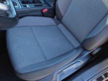 Volkswagen Passat B8 Variant Facelifting 2.0 TDI SCR 150KM 2021 Volkswagen Passat B8 Lift 2.0 TDI / 150 KM DSG Ess, zdjęcie 11