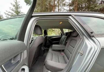 Audi A4 B8 Avant 2.0 TDI 143KM 2008 Audi A4 Avant Audi A4 Avant 2.0 TDI DPF multitronic Ambiente 2.0 Diesel, zdjęcie 19