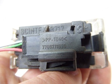 CLIO II 98-01 LAMPA OSVĚTLENÍ KABINY INTERIÉR