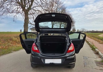 Opel Corsa D Hatchback 5d Facelifting 1.2 Twinport ECOTEC 85KM 2014 Opel Corsa Opel Corsa 1.2 16V Color Edition 1.2 Benzyna 85KM, zdjęcie 18