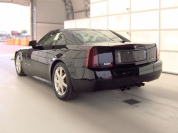 Cadillac XLR 2004 Cadillac XLR Base 2004 4.6 Benzyna 320KM, zdjęcie 1