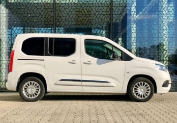 Toyota 2022 Toyota Proace City Verso Proace City Verso Business FV23 Salon PL Serw, zdjęcie 3