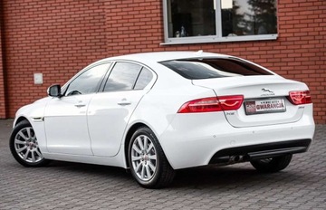Jaguar XE Sedan 2.0 i4 180KM 2015 Jaguar XE R-SPORT 2.0D 180Ps Ledy Automat 4x4 Xenon Skora Navi 1 wl. Salon, zdjęcie 2