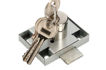 ЗАМОК МЕБЕЛЬНЫЙ ЦИЛИНДРИЧЕСКИЙ ДЛЯ ШКАФА И ЯЩИКОВ 45Х56ММ