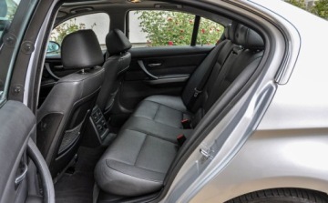 BMW Seria 3 E90-91-92-93 Cabrio E93 325i 218KM 2008 BMW Seria 3 2,5 (218KM) Automat Bezwypadkowa Skory Sportsitze iDrive 3.0, zdjęcie 8