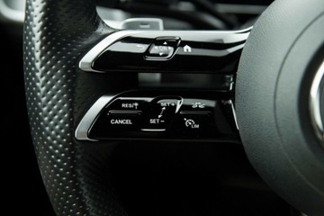 Mercedes GLC C254/X254 Coupe 2.0 200 204KM 2024 Mercedes-Benz GLC Jasne wnetrze 200 4Matic Coupe AMG Salon PL Autotrade, zdjęcie 20