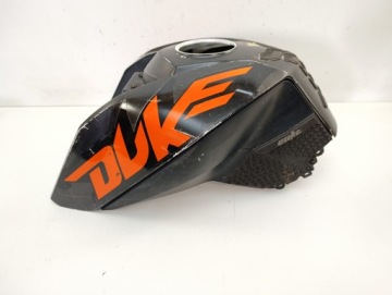 KTM DUKE 125 11-16 НАКЛАДКА НА ЗАЛИВНУЮ ГОРЛОВИНУ БАКА